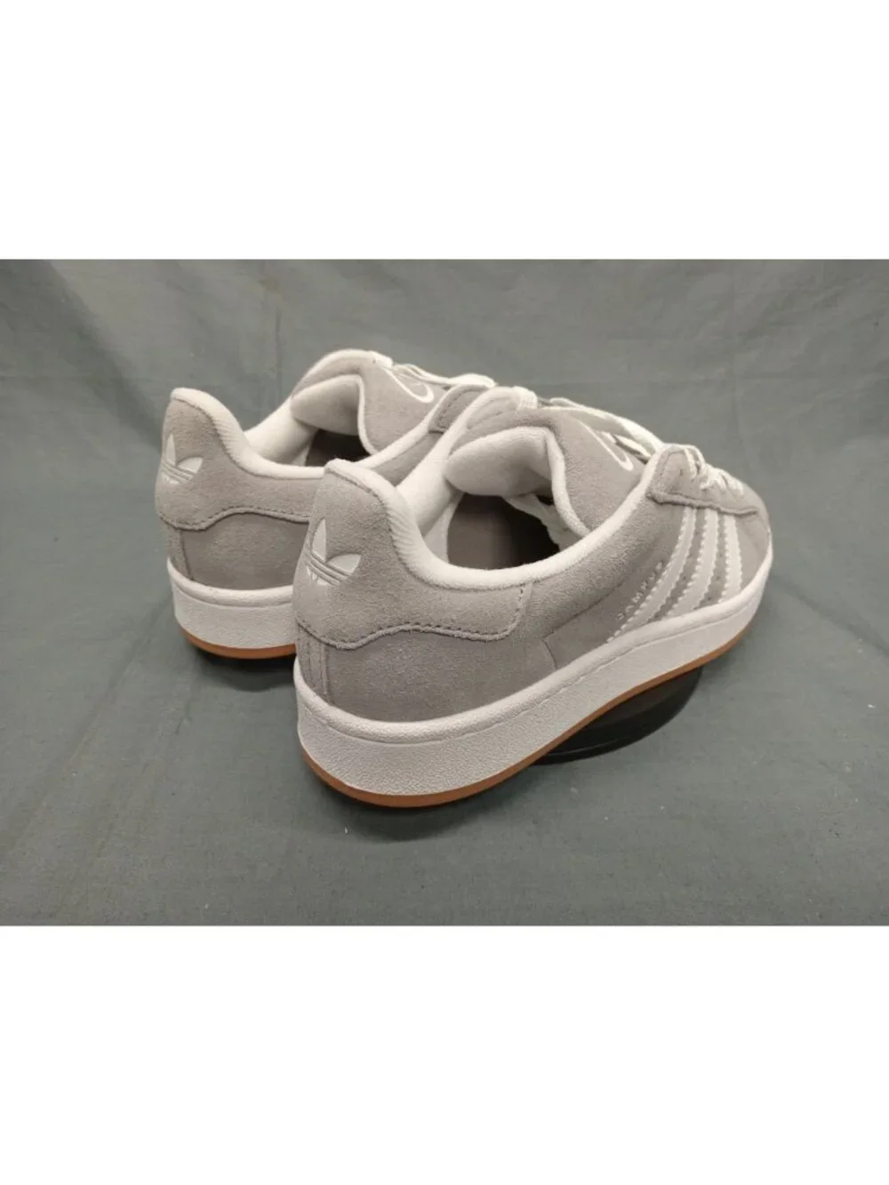 Adidas Campus 00s J (GS) Sneaker HQ6507 Grey White Boys Size 5 NEW NO BOX!